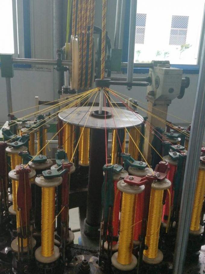 آلة ضغط هيدروليكية 35 طن 70 ميجا باسكال لضغط ملحقات الملعب 5