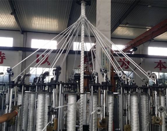 آلة ضغط هيدروليكية 35 طن 70 ميجا باسكال لضغط ملحقات الملعب 4