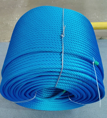 6x8 FC PP Multifilament / Polyester Combination Wire Rope للحبال التسلق في ملاعب اللعب