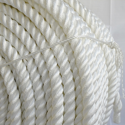 حبل 8mm-36mm 3 Strand 4 Strand Polyamide Nylon Mutifilament للسفن البحرية