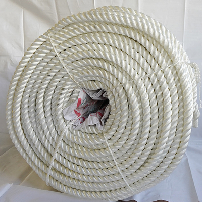 حبل 8mm-36mm 3 Strand 4 Strand Polyamide Nylon Mutifilament للسفن البحرية