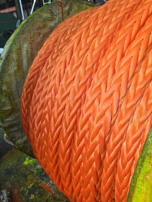 أطوال مقطوعة حسب الطلب مقاومة كيميائية فائقة حبل UHMWPE من الدرجة البحرية مع قوة كسر عالية